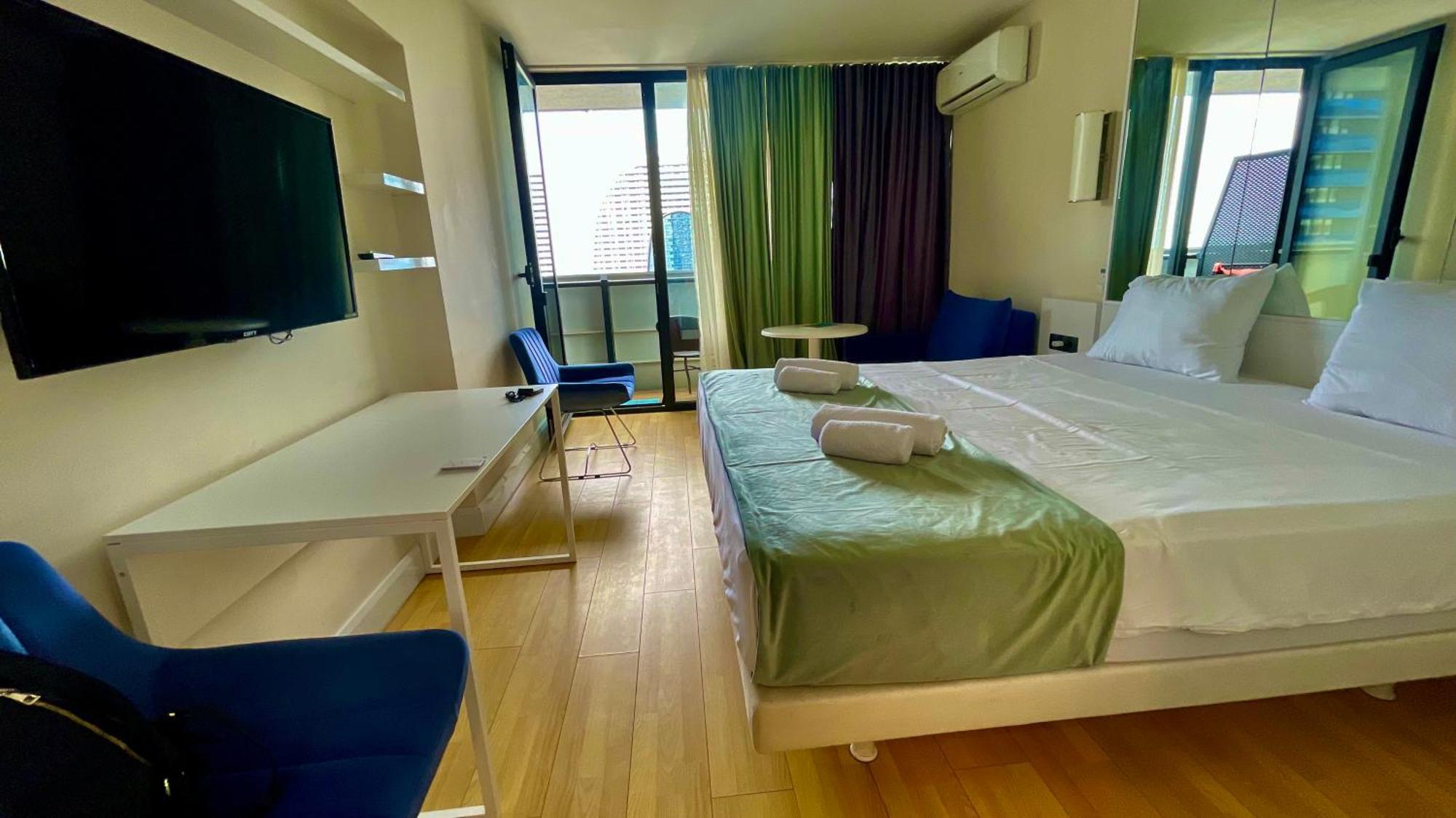 Marvella Orbi City Sea View Batumi Ngoại thất bức ảnh