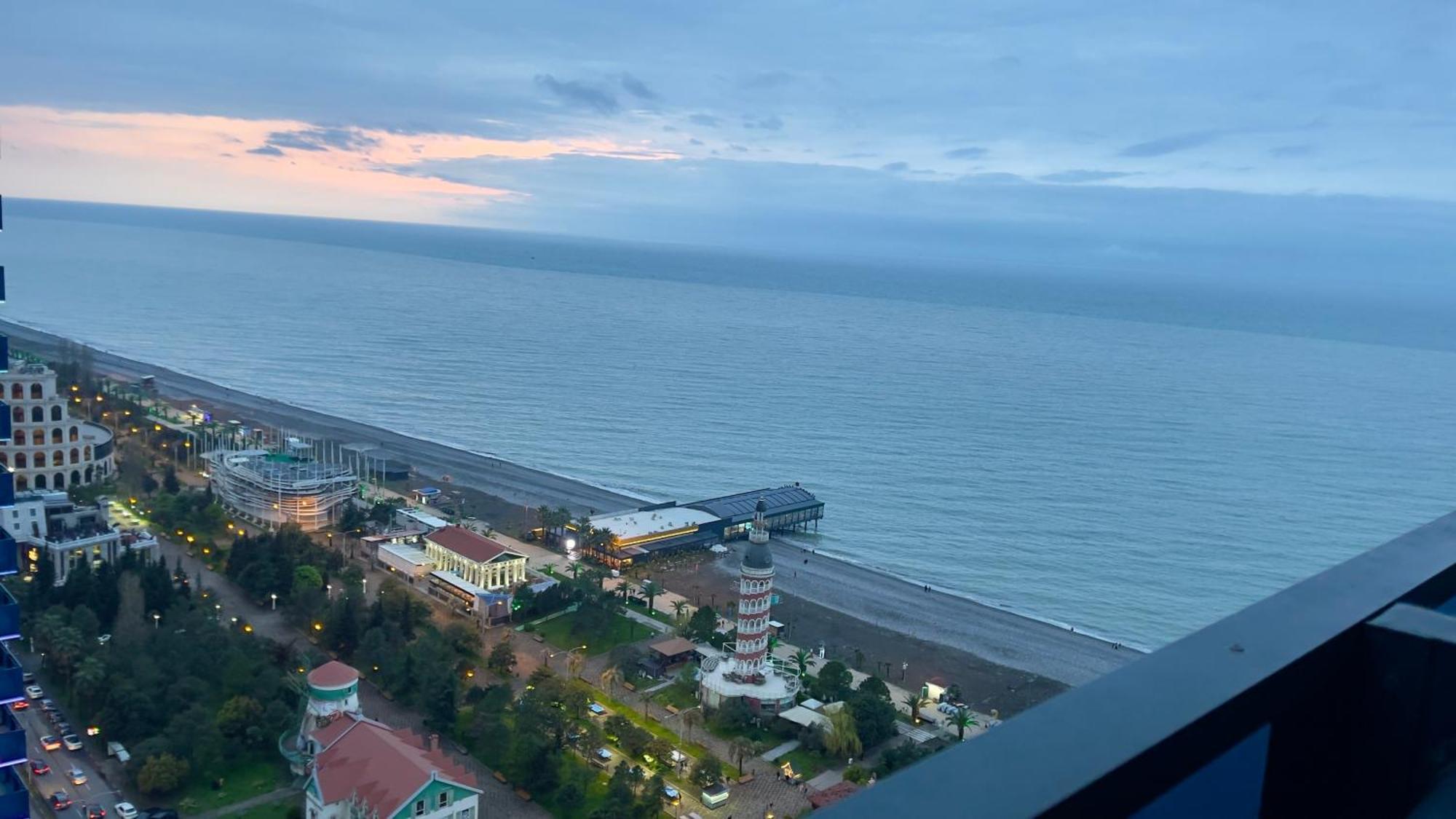 Marvella Orbi City Sea View Batumi Ngoại thất bức ảnh